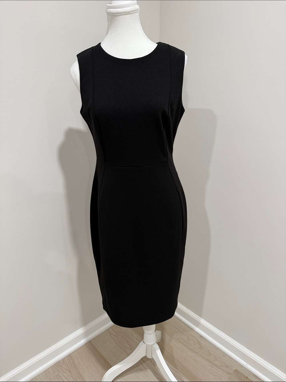 Classic Black Sheath Dress - Sleek Women's Work & Evening Dress Size 8 NWT